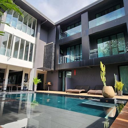 Iwualai Hotel Chiang Mai Exterior foto