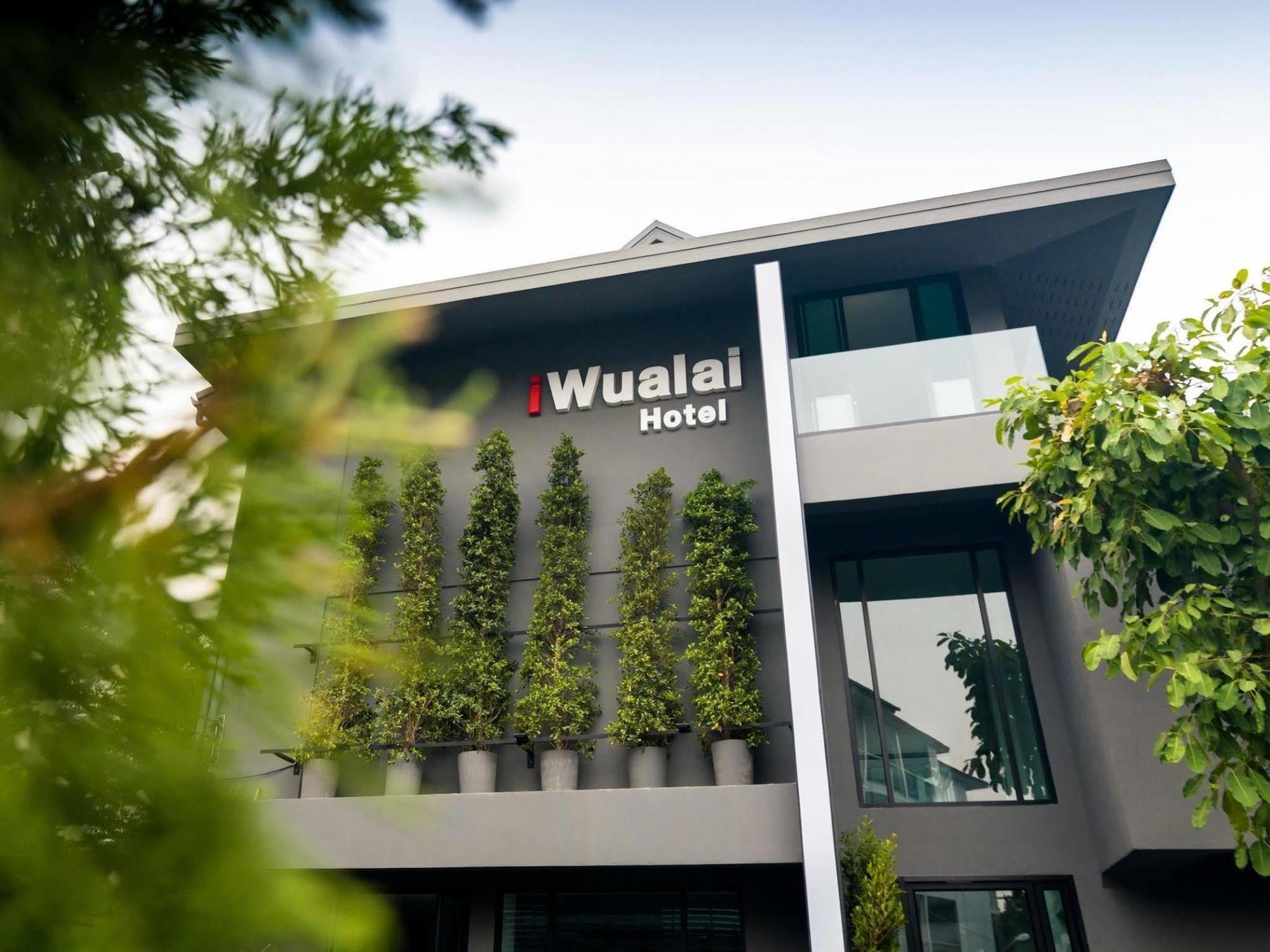 Iwualai Hotel Chiang Mai Exterior foto